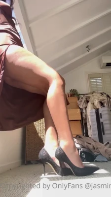 jasminx - I need a big fat cock to fill me up.