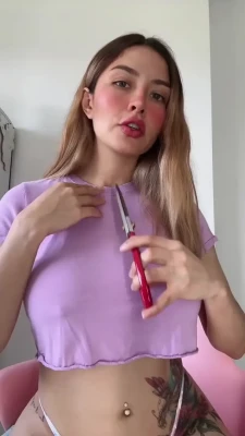 leexlinaa - Spread my legs