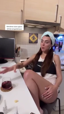 miarand - In celebration of 20k on my Twitter I decided to have some cake🥵