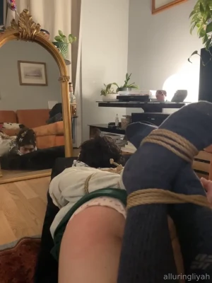 alluringliyah - Prettiest slut you ever did see ;)