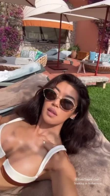 jennalee - Peekaboobs! They look so cute and edible 🤤