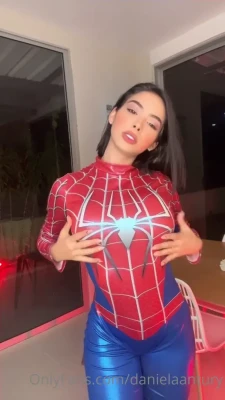 danielaanturi - Any New Years Resolutions?