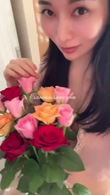 rikakodesu - Playing in the shower and squirting 🥵🥵🥵 I spread my ass