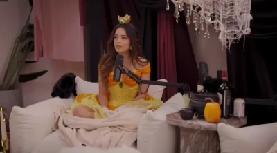 valkyrae - Here's my little present for you wrapped in a cute bow 💞🤭