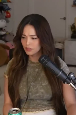 valkyrae - CUM fix this attitude 🤭