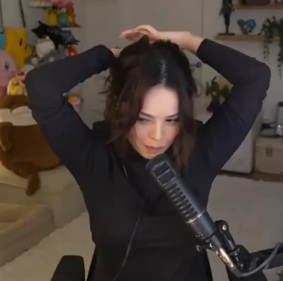 valkyrae - More custom content bloopers 😂