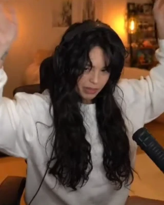 valkyrae - Feeling Playful. Lifting Up My Top.. Just For You Baby 😉
