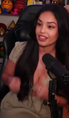 valkyrae - Which angle is your favorite!?