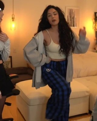 valkyrae - i lost my panties
