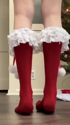 soggyalien - Don’t I look cute covered in cum?