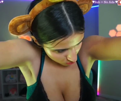 tabithalookofsky - 💜😚 you make me feisty 🥵💚