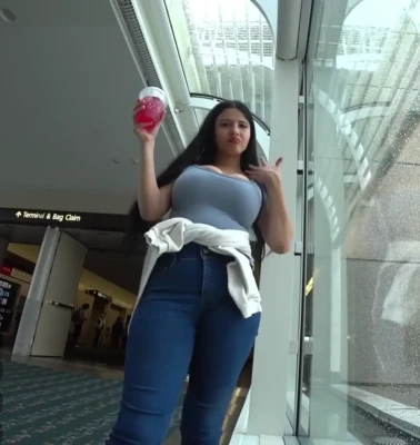 tabithalookofsky - Jeans love 🤤🥰