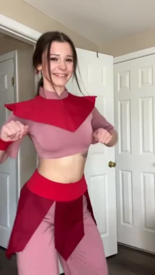 nikkiwoods - All you need to start your morning right don’t you 👀🤤Happy