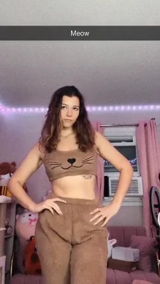 nikkiwoods - Worship this peachy ass, and look out for your instructions in your
