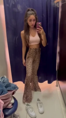 haley - GUYS I'm so sorry! I advertised the last set as topless and somehow