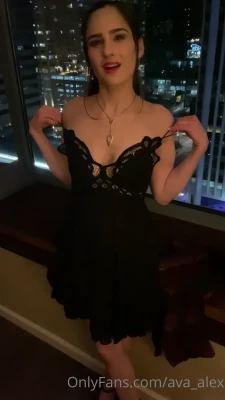 pretzelle - Can you think of a better way to spend the night?😈 Jacuzzi, wine,