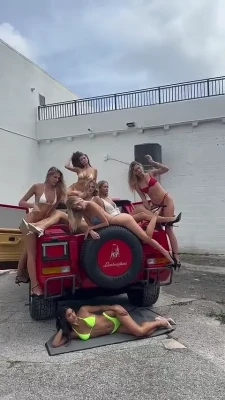 graceboor - which way are you fucking us first?? @vanessaxxvo @kenandrybaby