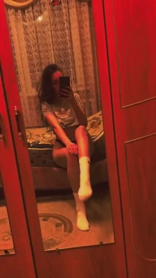lylafit - I did this while my neighbors were watching me through my window 🥰