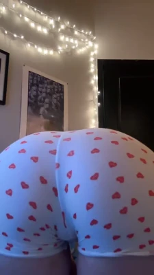 bailssoflove - what should i play with tonight?