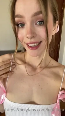 katefleur - the best sex is sex with the sea!
