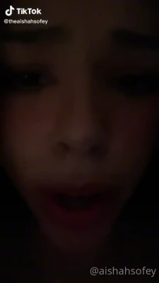 kawaiisofey - Quick early morning vibrator fun before I have to get up for the day