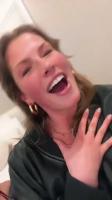 annabellegesson - I get so horny late at night 👀 dm me and let’s have fun 😈💦