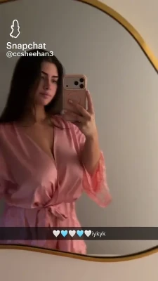 colleen - POV Roleplay Vid: I'm your girlfriend and we're cuddling and kissing.