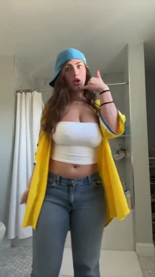 colleen - Just a little pre hump day energy for you guys and a little sneak