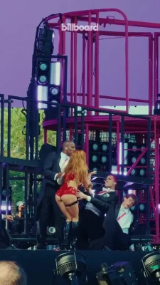 addisonrae - Helemaal naakt op een dildo rijden 💦🍆🥵🥵🥵 Dit wil ik