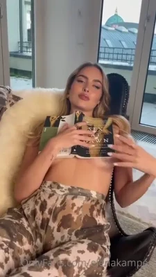 elenakamperi - Would you eat it from the back? 😉