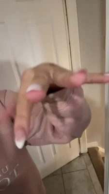 sabadabadoodle - How much do you like it when I look up at you? 🤤💰