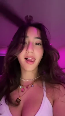 sabadabadoodle - How’s the view from back there? 😏🍑