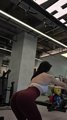 qiaoniutt - It's getting hot in here!!!