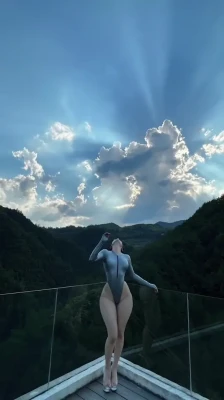 qiaoniutt - Talk about "exposure"