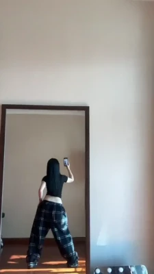qiaoniutt - i like watching her boobies bounce while she fucks me <3 this