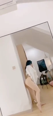 qiaoniutt - First blowjob vid - It doesn't even fit but she makes it work