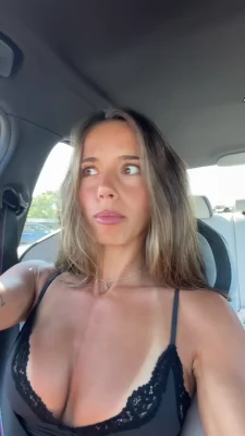 sadiemckenna - Back seat princess 👸🏻