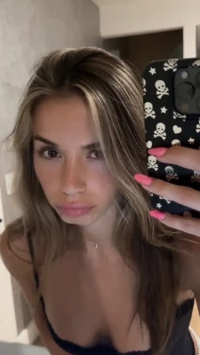 sadiemckenna - THE COLLEGE NERD IS SO HORNY TODAY 😉😍 5$ FULL LONG VID Do you
