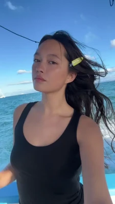 lilychee - Hot tub tittiesss 👀👀👀👀
