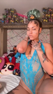 ayleksx - 04:49  Wake up next to me horny as hell 😋🥰