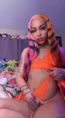 ayleksx - This fishnet has a hole in the right place 😉