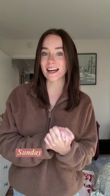 audrena - Who likes yoga shorts 😛😛 part 1