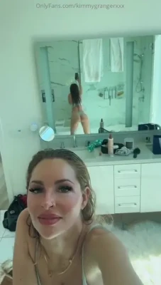 kimmygrangerxxx - Miyuki's anus is shown through the acrylic.