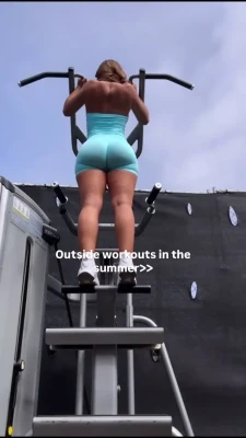 kaylamanousselis - Thighs could crush u