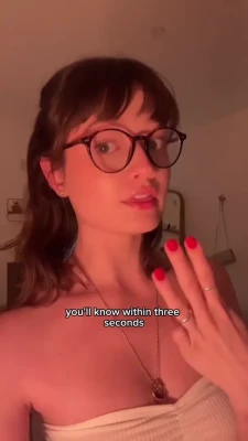 caitlinerinoneill - Mhh me encanta como se siente y se ve la crema en mi 👄