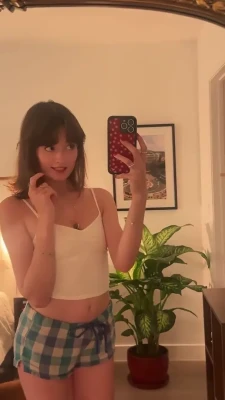 caitlinerinoneill - Wet and sparkly