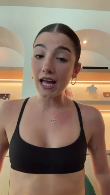 charlidamelio - Perfect rainy day to be rained on 💦