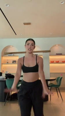 charlidamelio - Good morning baby