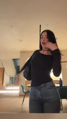 charlidamelio - 2 Video release tomorrow