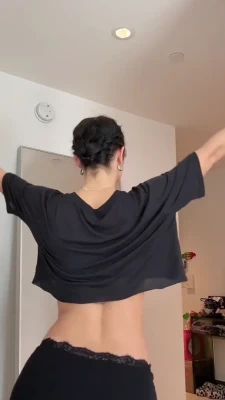 charlidamelio - hmmmmm tide